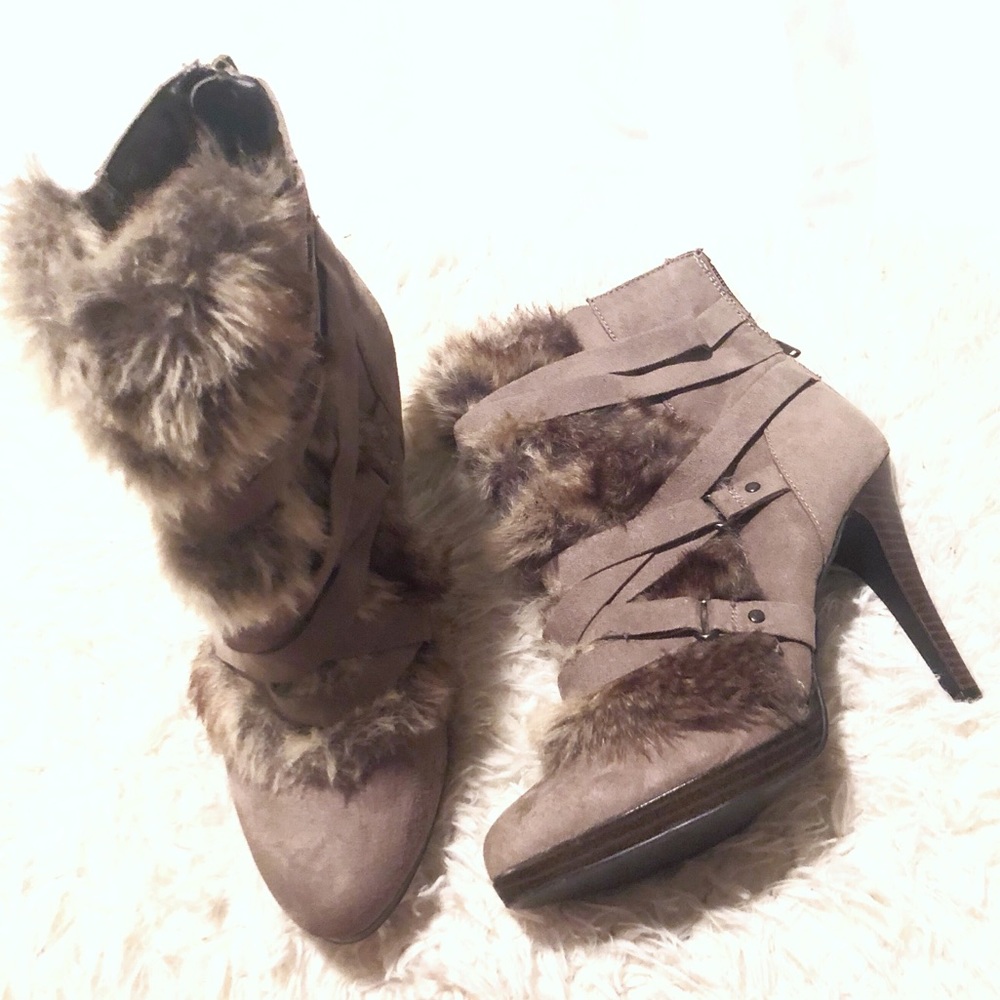 Elle tan brown vegan fur booties!